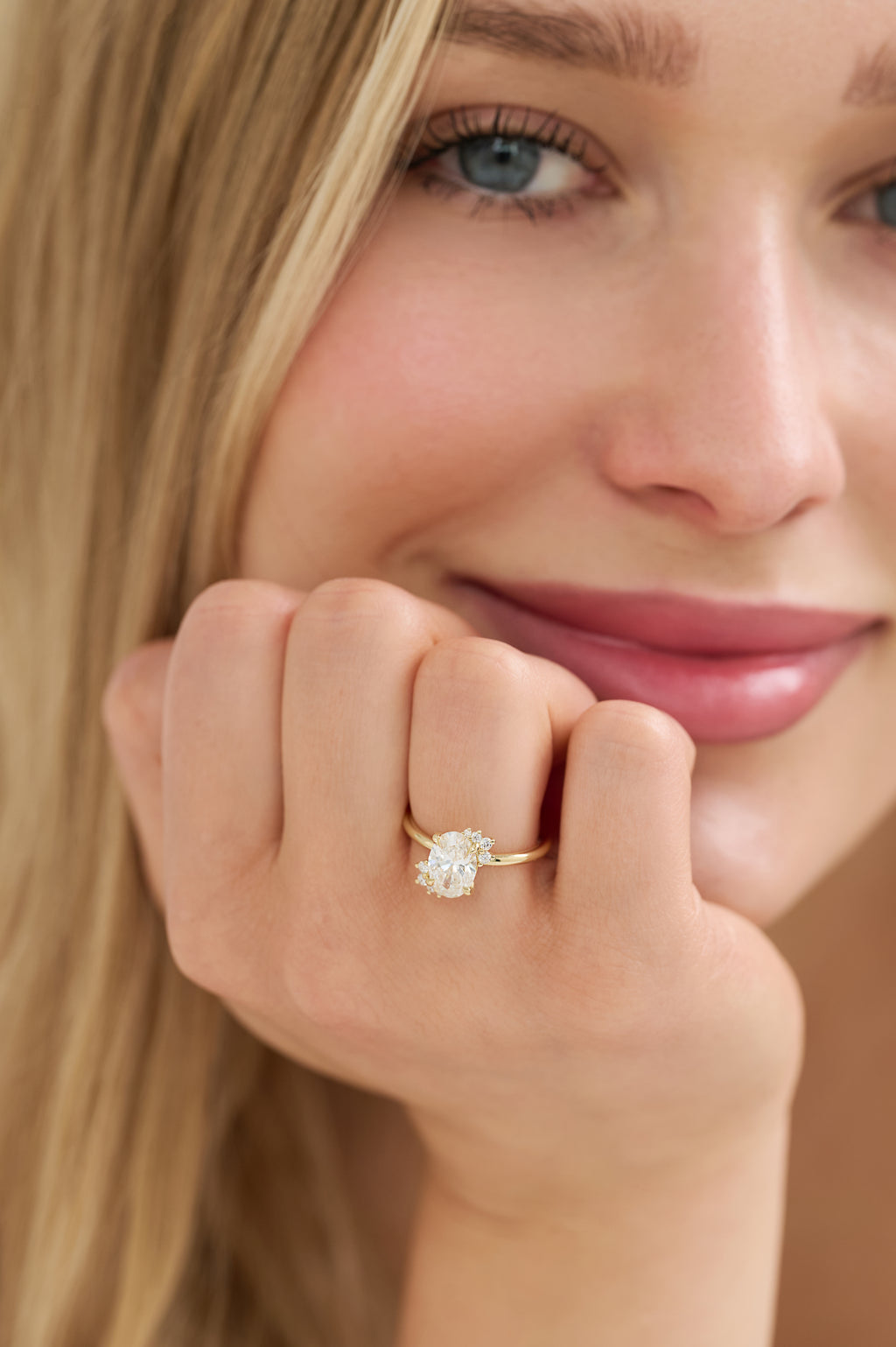 Arlia Oval Cut 1.67ct Lab-Grown Diamond Cluster Band