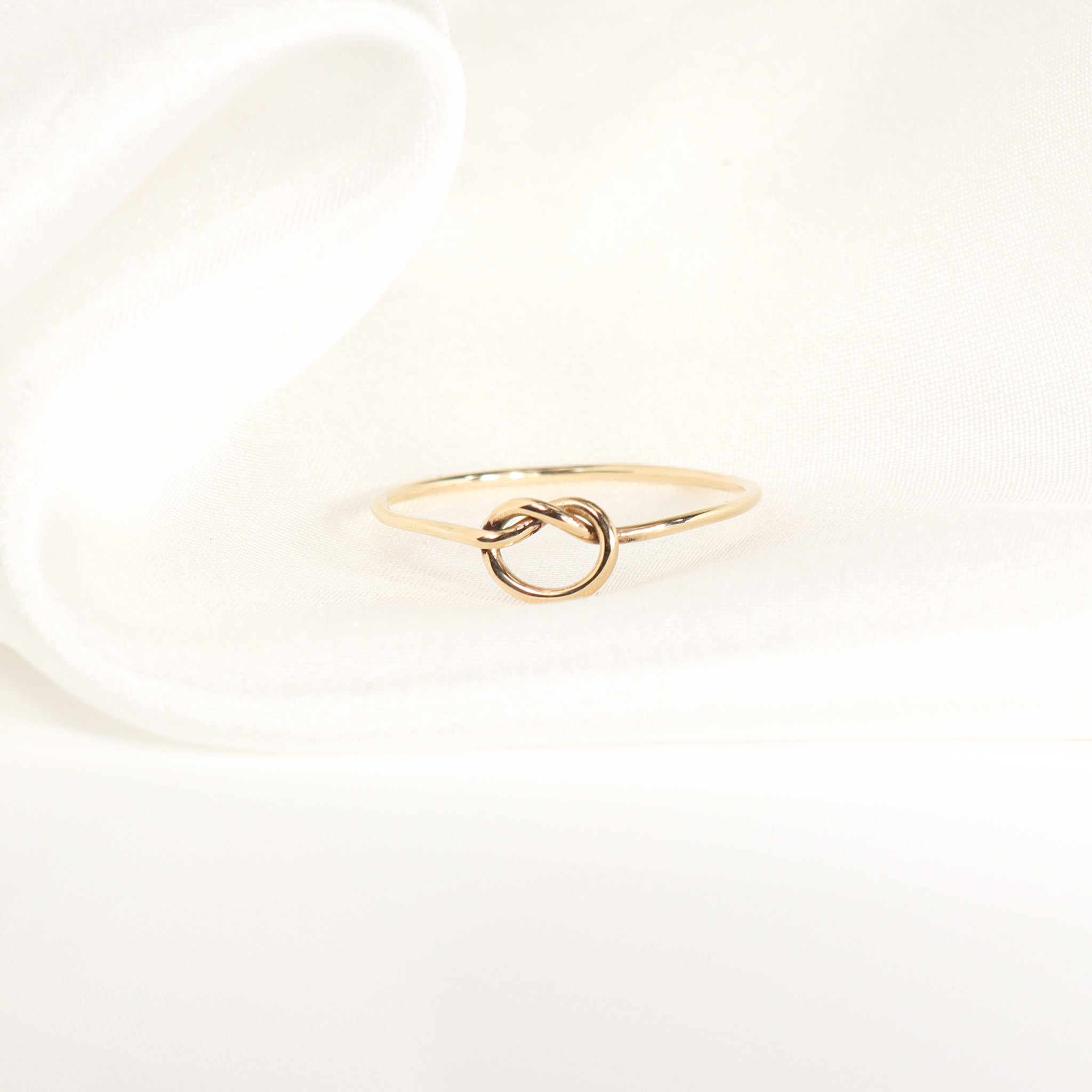 Solid gold love knot ring Clearance